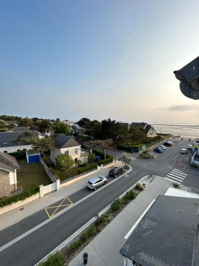 Pour Evasion Marine A Sur * Hauteville-sur-Mer